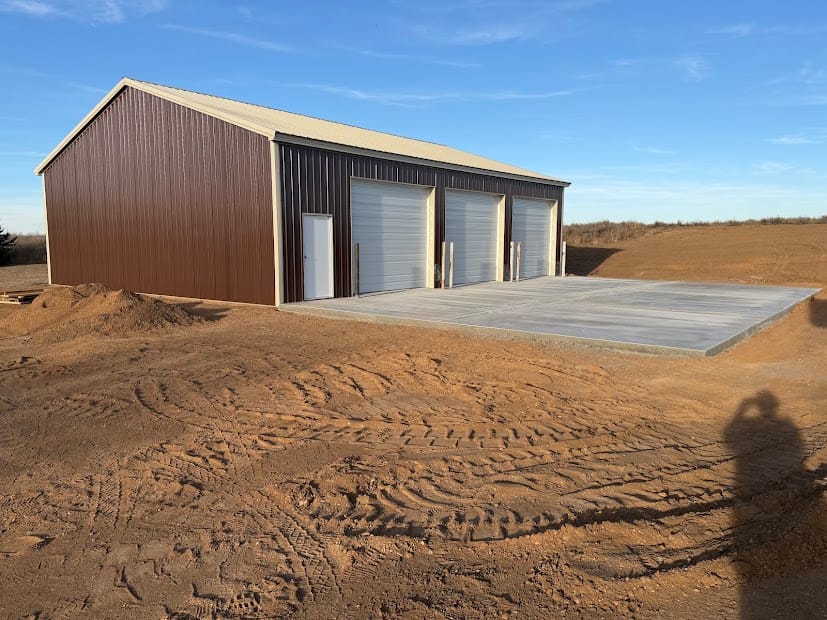 Post-frame barndominium build with metal roof in Oklahoma