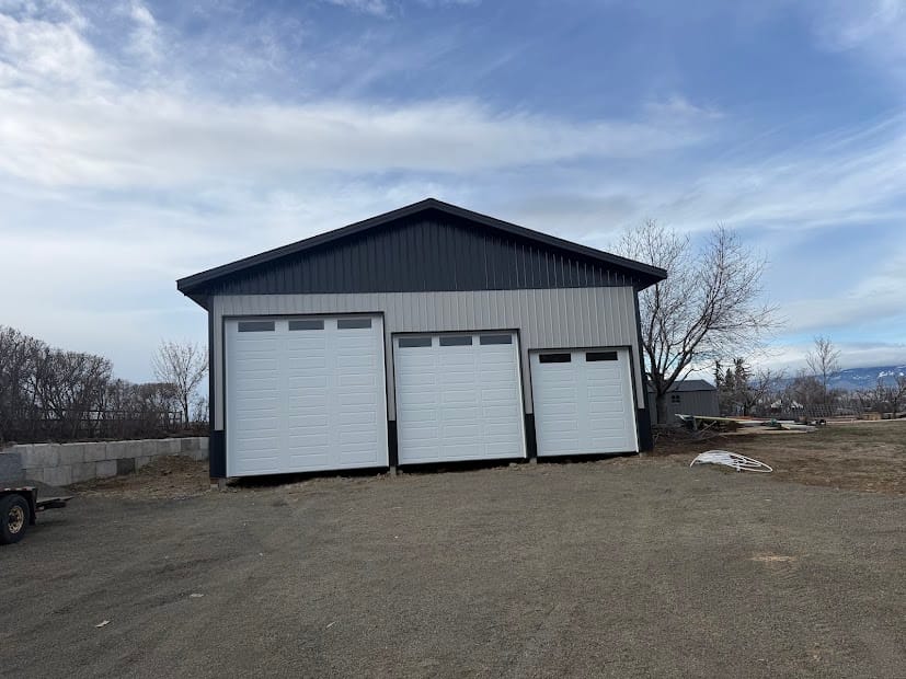 Steel shop building with living quarters by Steel Structures America in Washington